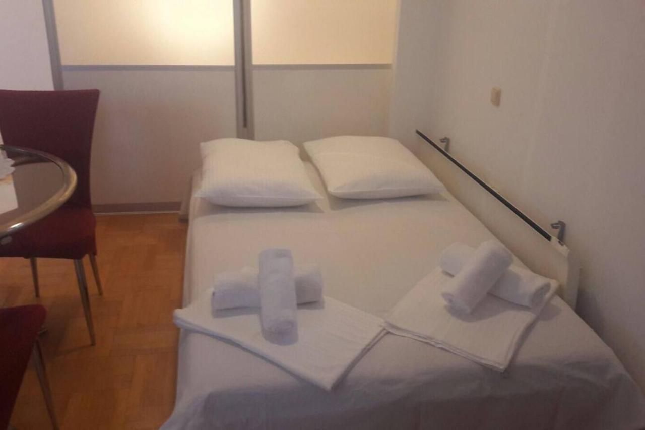 Apartment Jela Selce Exteriér fotografie